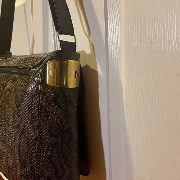 Snakeskin Pattern black and brown synthetic bucket style Shoulder Bag black trim - Picture 4 of 13
